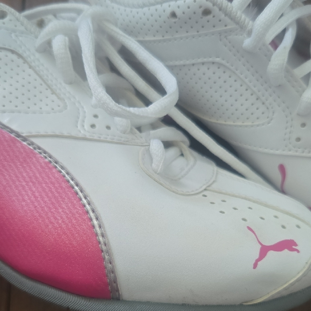 Puma White and Pink Athletic Shoes with Breathable Design - Picture 12 of 12